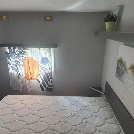 木屋 Mobile 米尼赞海滩